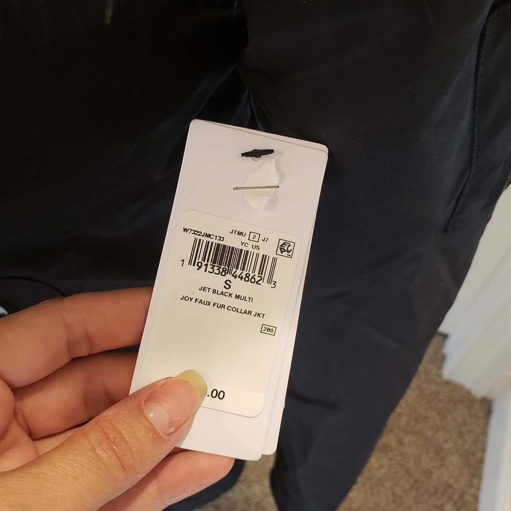 Guess fully lined Faux Fur Ski/Winter Jacket - Picture 3 of 8
